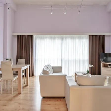 Ambassador Apartamento *