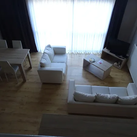 Ambassador Apartment *