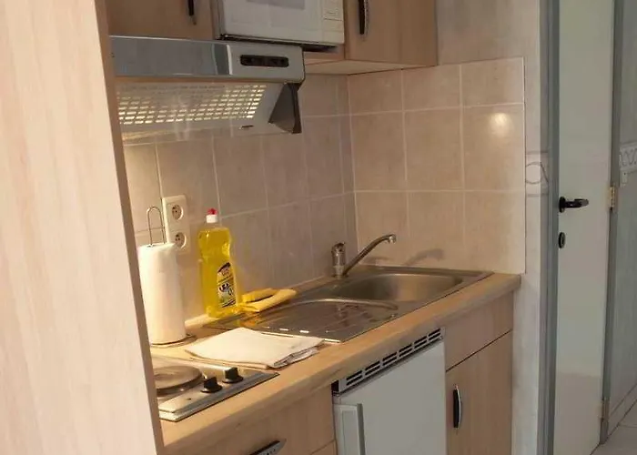 Ambassador * Левен